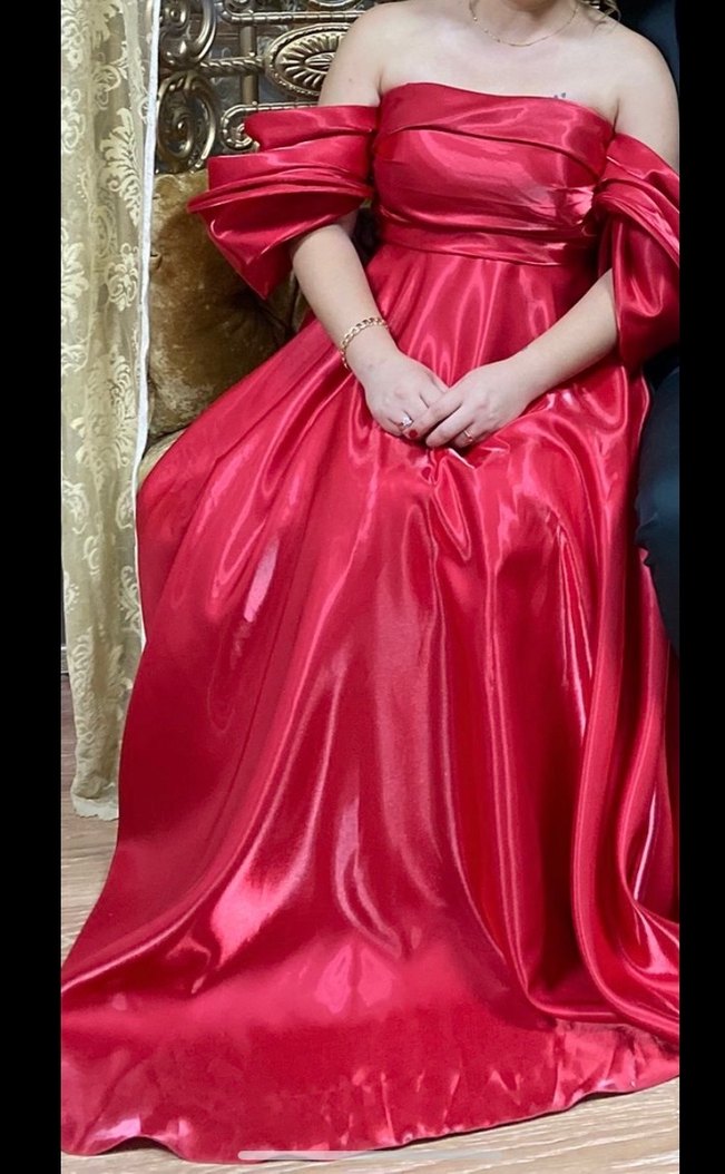 Uzun Parlak Kırmızı Drapeli Kadın Abiye Elbise - Görsel 2