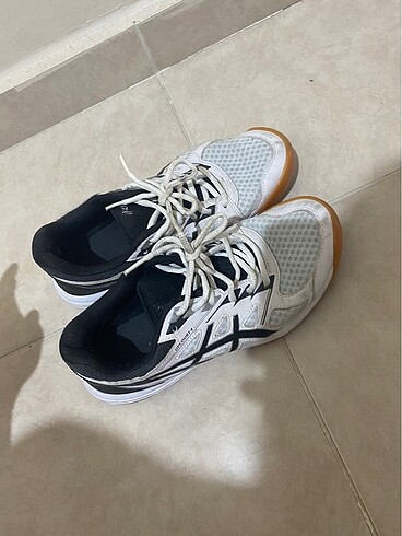 Asics salon ayakkabisi