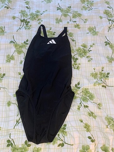 Adidas Mayo