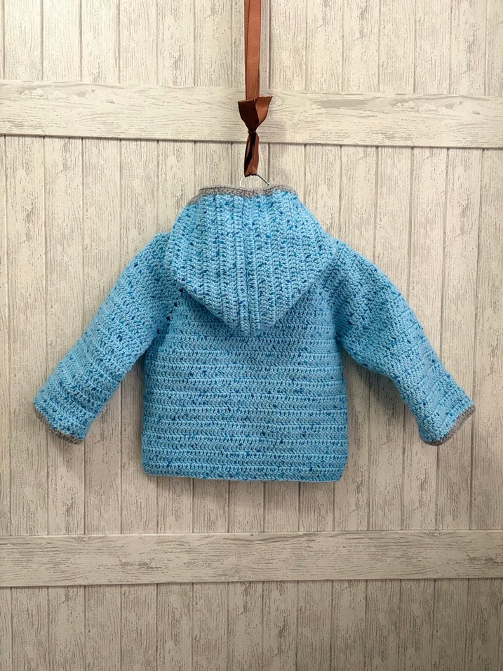 Mavi Nakışlı Örgü Erkek Çocuk Hırka - Görsel 5