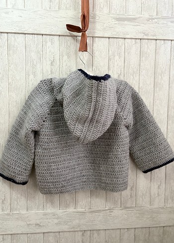 Kapüşonlu Erkek Çocuk Gri Örgü Hırka - Görsel 4