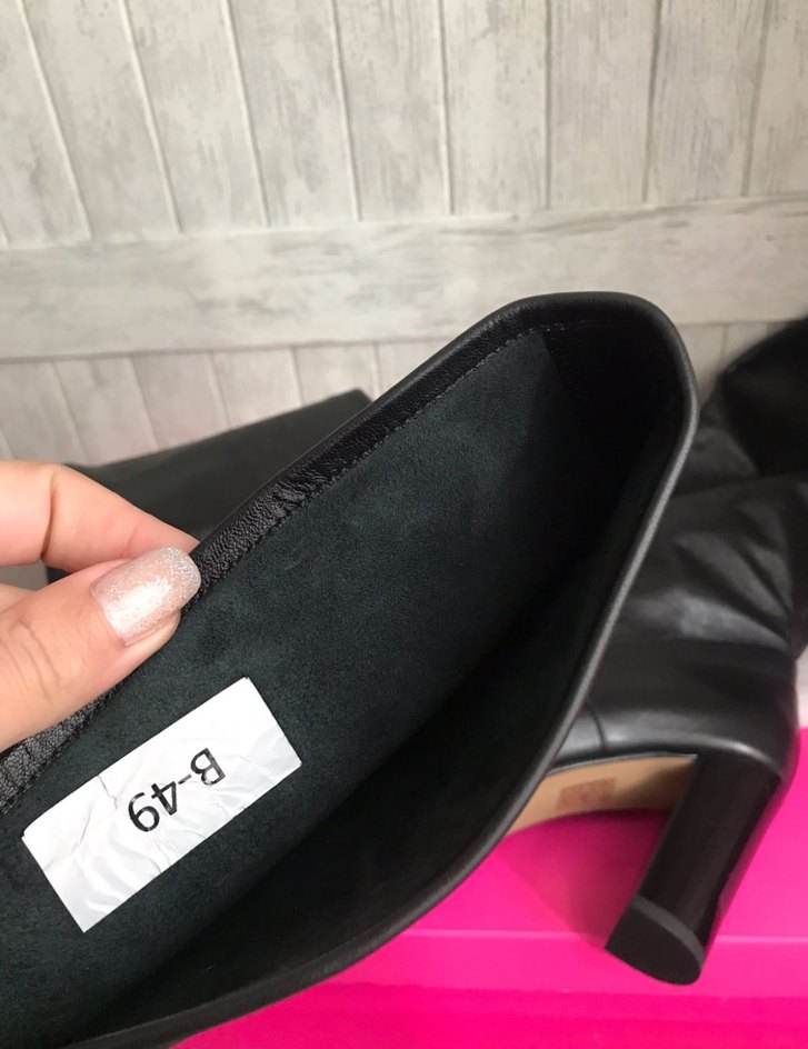 Siyah Deri Topuklu Çizme - Görsel 5