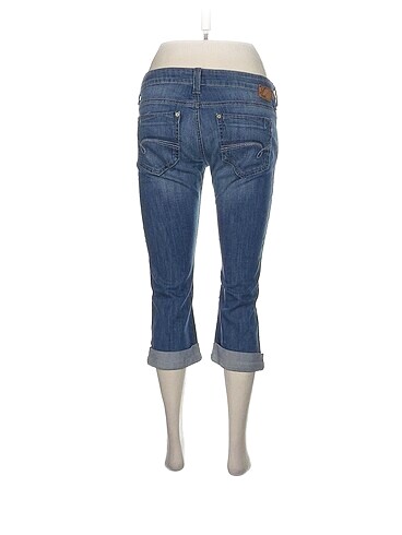 29 Beden Mavi Jeans Bermuda / Kapri %70 İndirimli.