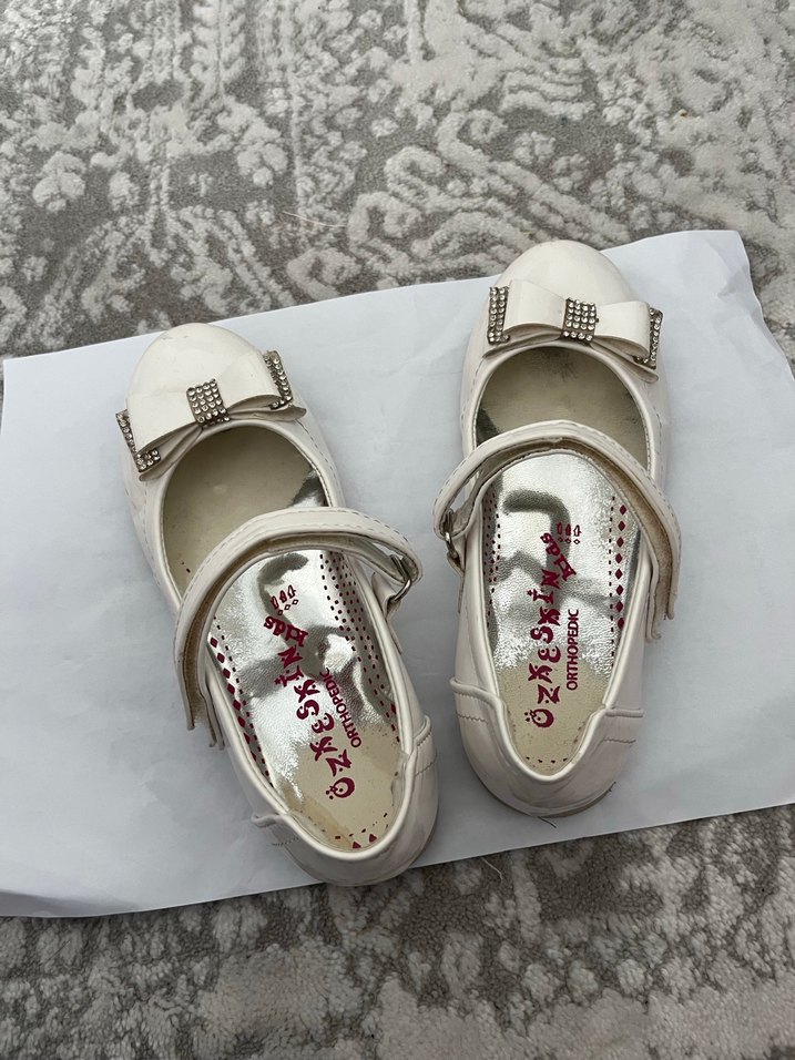 Kız Çocuk Beyaz Tokalı Babet Ayakkabı - Görsel 3