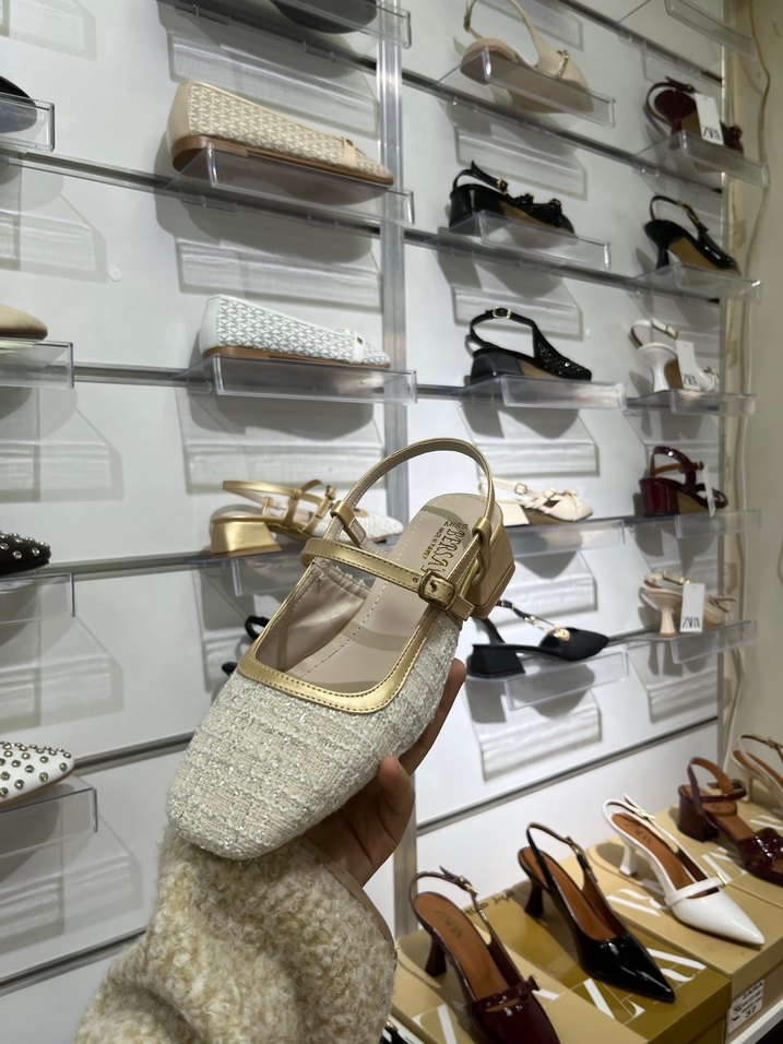 TOPUKLU AYAKKABI - Görsel 2