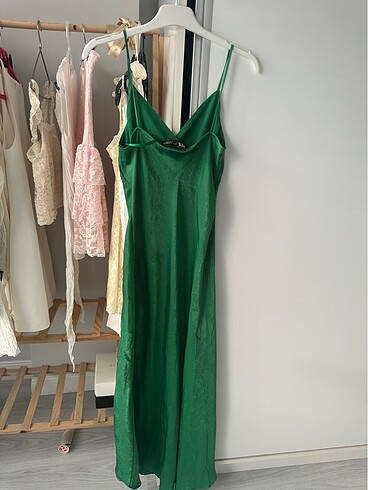 Zara zümrüt yeşil mezuniyet - Görsel 4