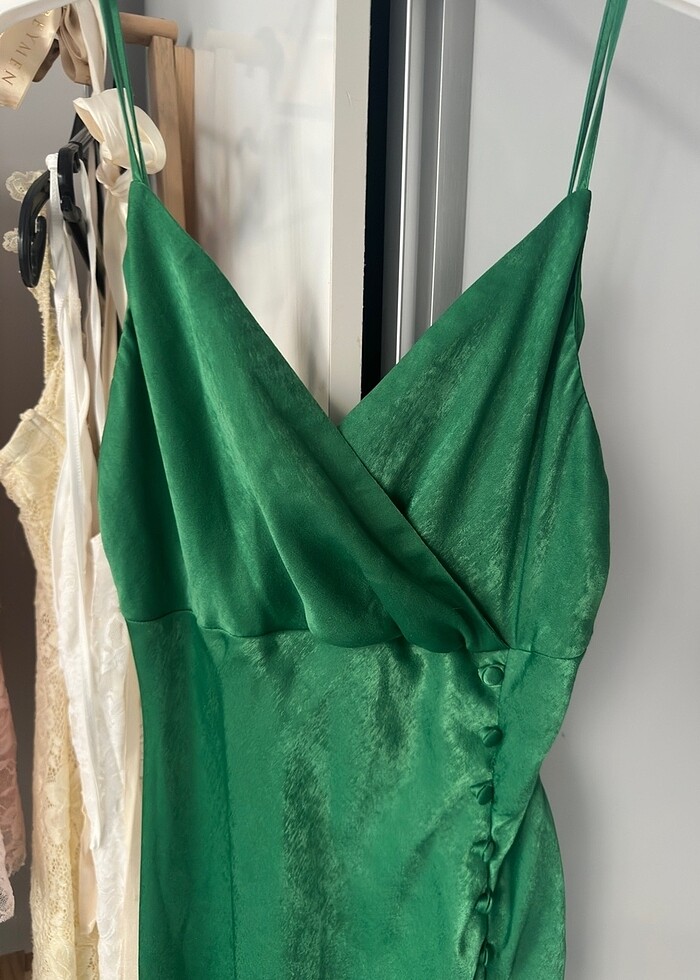 Zara zümrüt yeşil mezuniyet - Görsel 2