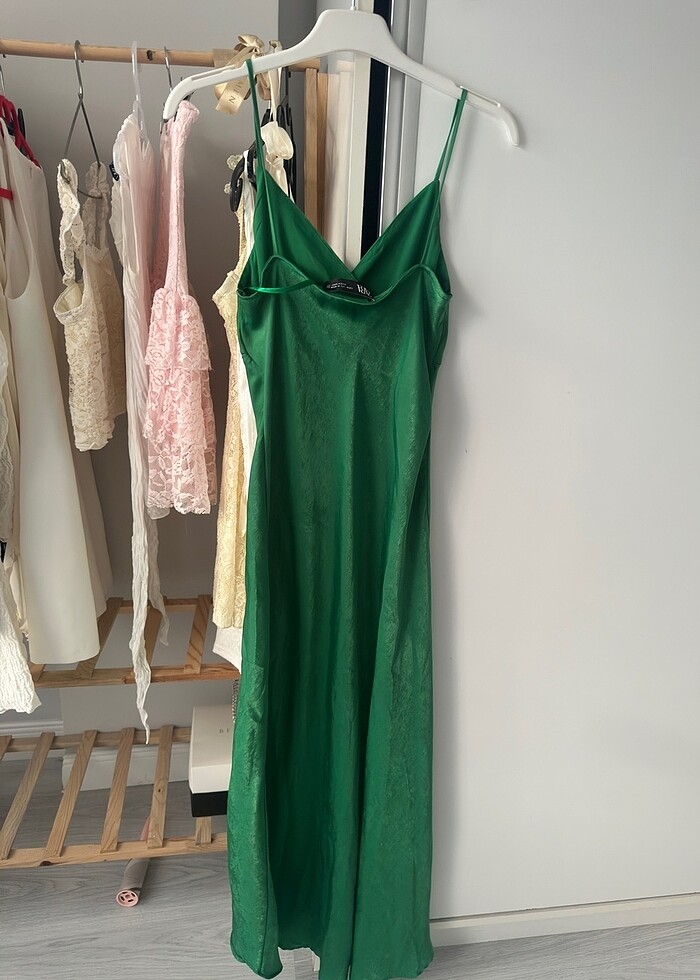 Zara zümrüt yeşil mezuniyet - Görsel 4