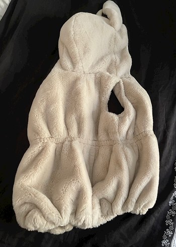 Kürklü Kapüşonlu Kız Yeleği - Görsel 4