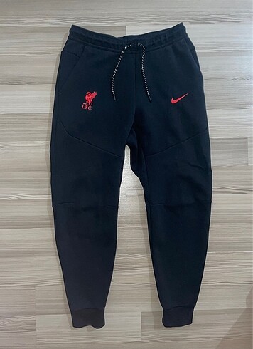 Nike Liverpool Tech Flecee