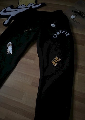 Corteiz Colly Arch Baggy Jogger - Görsel 4