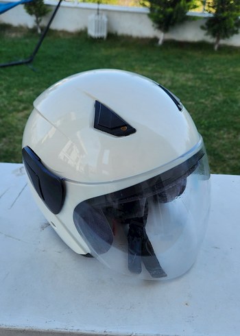 Beyaz çenesiz Motosiklet Kaskı - Görsel 4