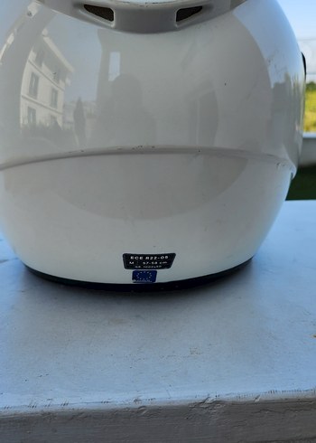 Beyaz çenesiz Motosiklet Kaskı - Görsel 3