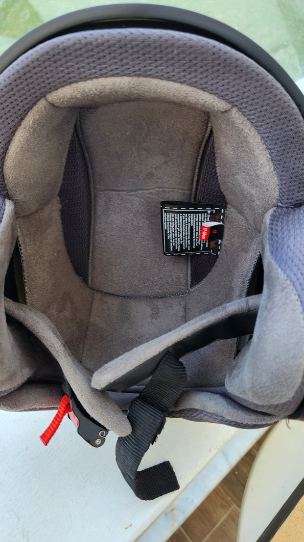 Beyaz çenesiz Motosiklet Kaskı - Görsel 2