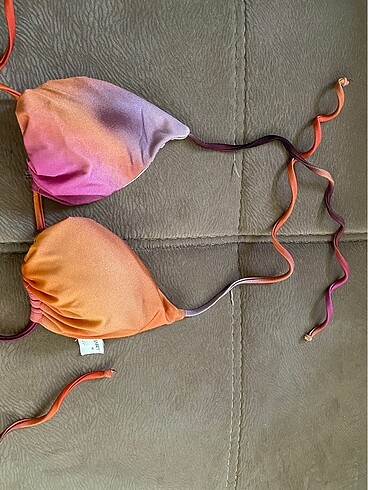 Bikini üstü