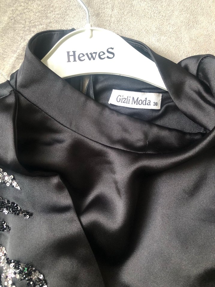 Uzun Gri Drape Detaylı Gotik Elbise - Görsel 2