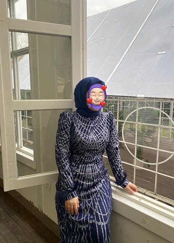 Uzun Kollu Boncuk İşlemeli Mavi Abiye - Görsel 3