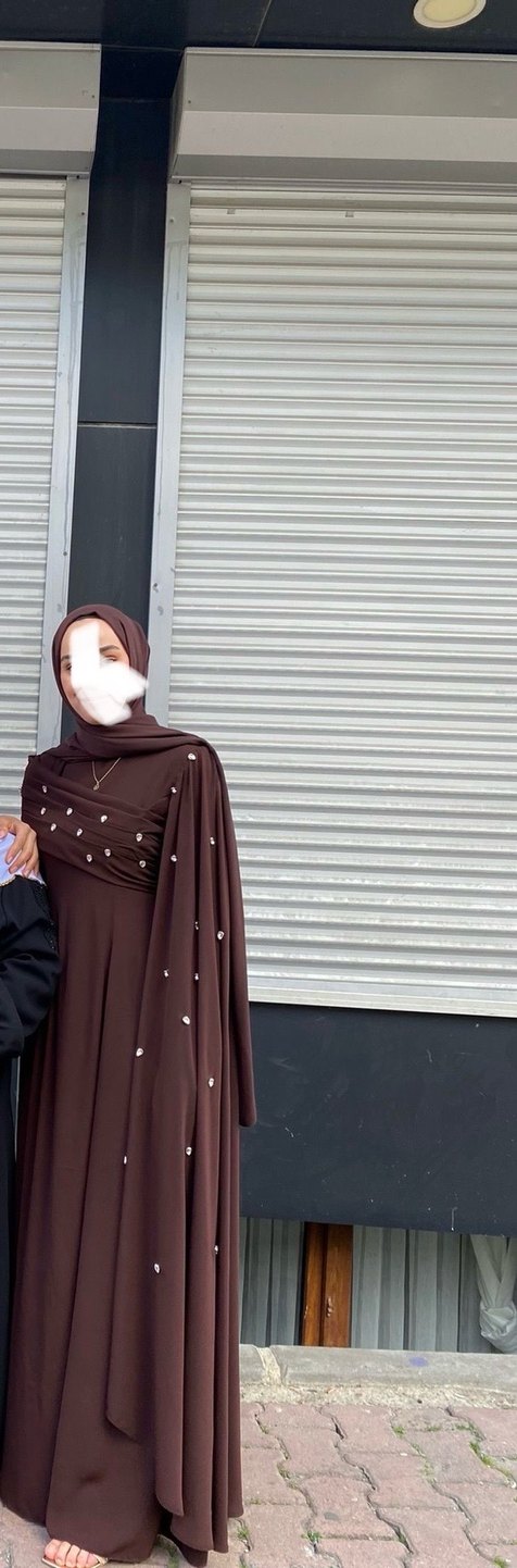 Drapeli Yüksek Yakalı Uzun Kahverengi Abiye Elbise - Görsel 2