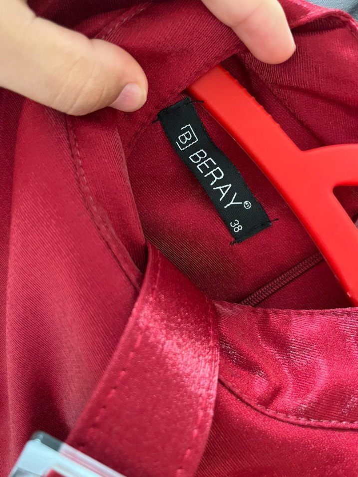 Bordo Parlak Uzun Elbise, Kemerli, Yüksek Yaka - Görsel 4