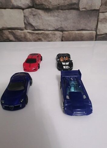 Hot Wheels 4lü Lot