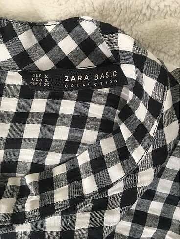 Zara Bluz.