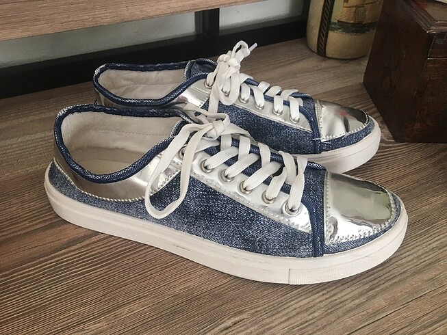 Vans.