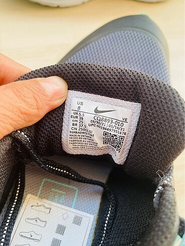 37,5 Beden gri Renk Nike run shield