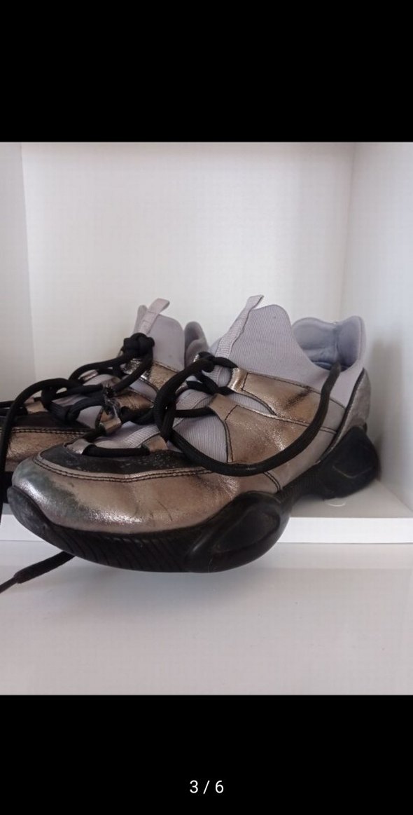 Gri Yılan Desenli Topuklu Spor Ayakkabı - Görsel 4