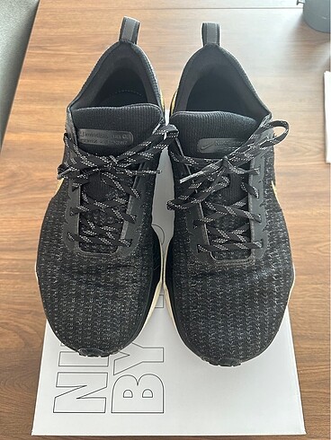 Nike Nike By You İnvincible Run 3 Koşu Ayakkabısı