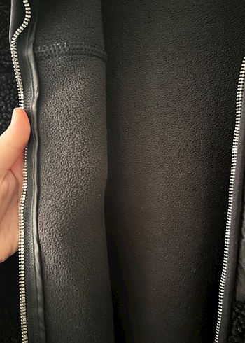 Erkek Siyah Fermuarlı Yüksek Yakalı Yelek - Görsel 4