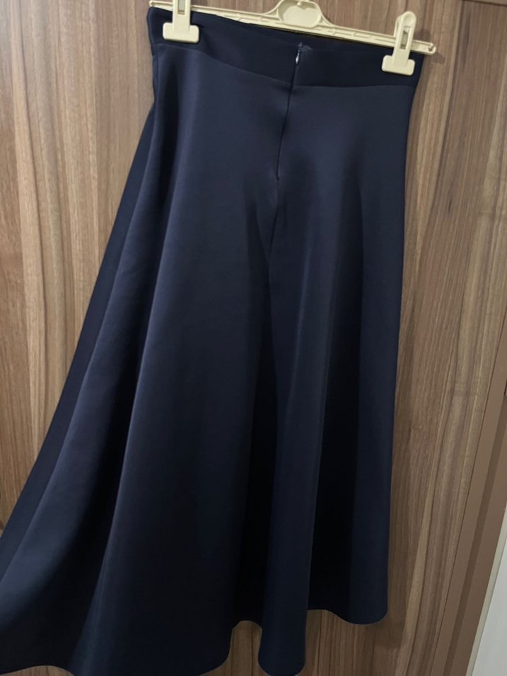 Lacivert Uzun Drapeli Kadın Etek - Görsel 2