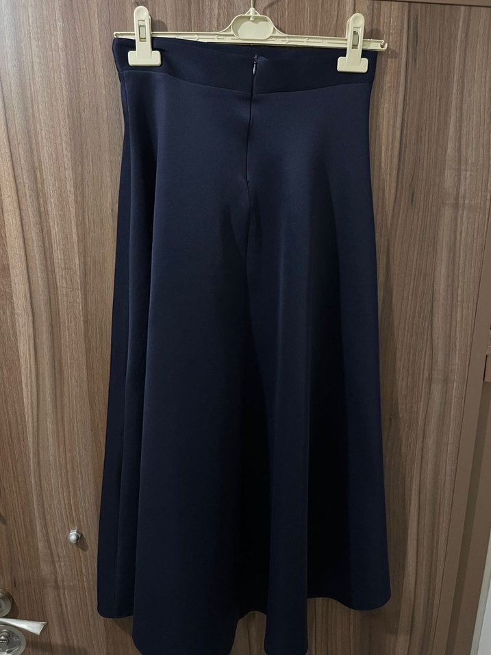 Lacivert Uzun Drapeli Kadın Etek - Görsel 3