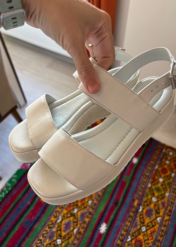 Greyder Greyder Bej Kadın Dolgu Topuklu Sandalet