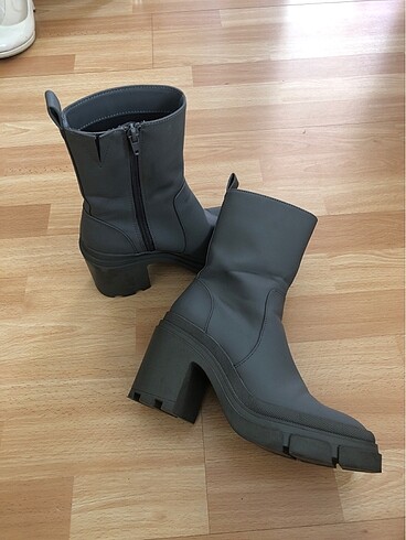 Zara Zara bot 37
