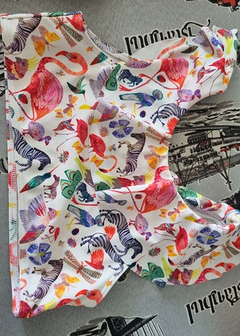 8 Yaş Beden Renkli Pop Art Desenli Kız Mayo