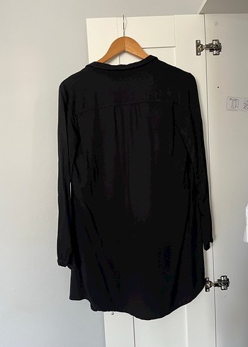 Bershka Düğmeli Siyah Midi Kadın Gömlek