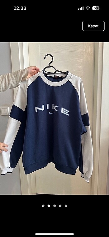 Nike sweatshirt