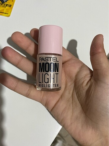 Pastel Moon Light Highlighter