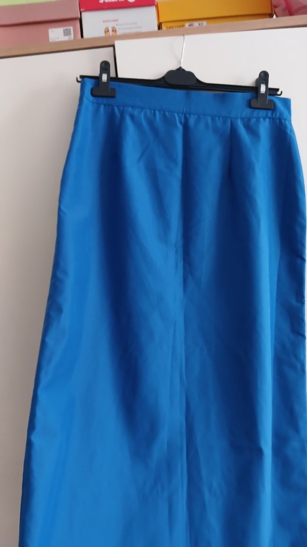 Mavi Saten Uzun Drapeli Kadın Etek - Görsel 2