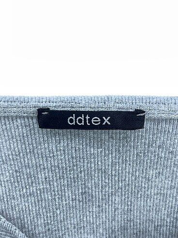 universal Beden gri Renk Diğer T-shirt %70 İndirimli.