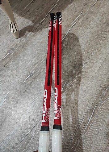 Head tenis raketi