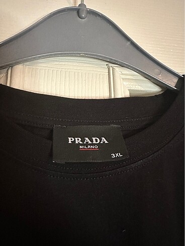 46 Beden Siyah Basic Prada Tshirt UNISEX