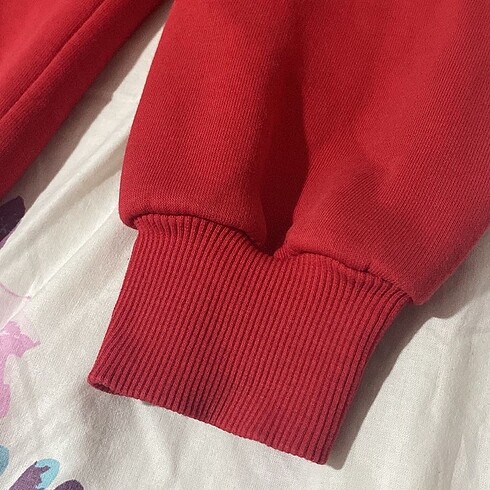 s Beden kırmızı Renk Kırmızı sweatshirt
