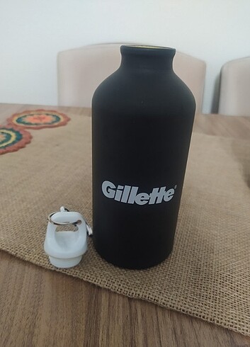 Gillette Suluk