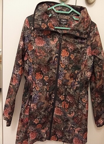 LC Waikiki Yağmurluk