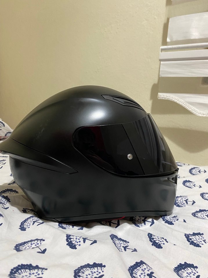 Temiz Agv K1s Motor Kaskı - Görsel 4