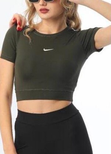 Nike Nike Bayan Crop