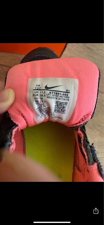 29 Beden siyah Renk Nike orjinal