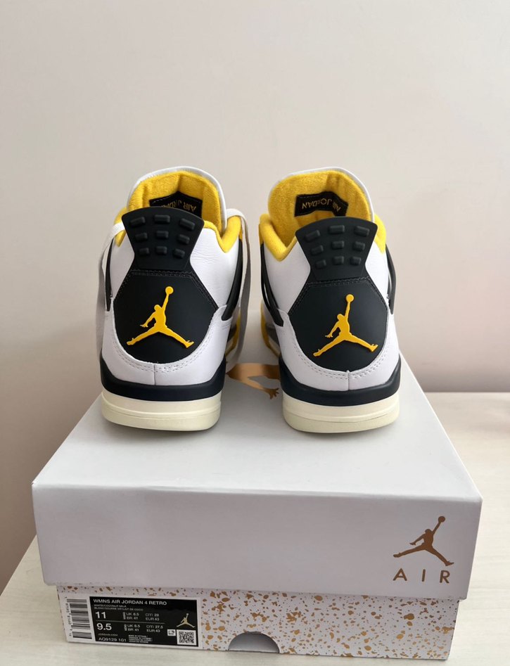 Nike Air Jordan 4 vivid sulfur - Görsel 3