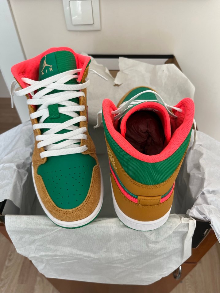 Nike Air Jordan 1 Mid SE - Görsel 3